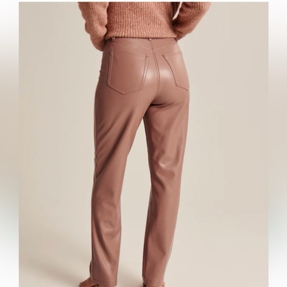 Abercrombie Vegan Leather 90s Straight Pant in Maeve Pink 28 6S NWOT - Picture 3 of 8